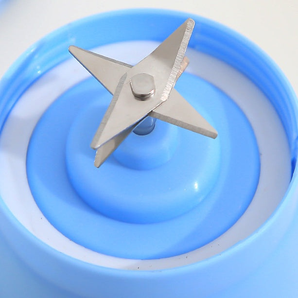Portable USB Rechargeable Mini Blender – Wireless Smoothie & Fruit Juicer - Lofty Enterprises